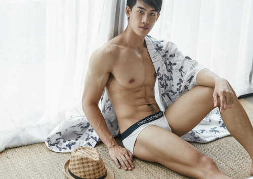 mantop106906:    擁有結實胸腹肌性感肚臍毛的精實泰國小鮮肉男模… Palm Prawinnawat…02
