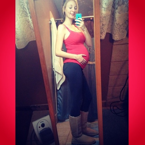 supersexypregnant: Follow me on twitter for more sexy pregnant girls! @ twitter.com/sup