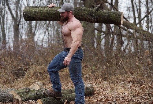 Lumberjack Seth FeroceFUCK. ME.