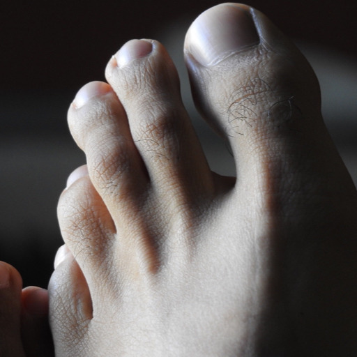 brotoes602:Toes and soles for the bros. 