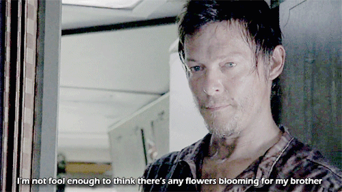 kendaspntwd: It’s a Cherokee Rose. The story is that when American soldiers were moving Indian