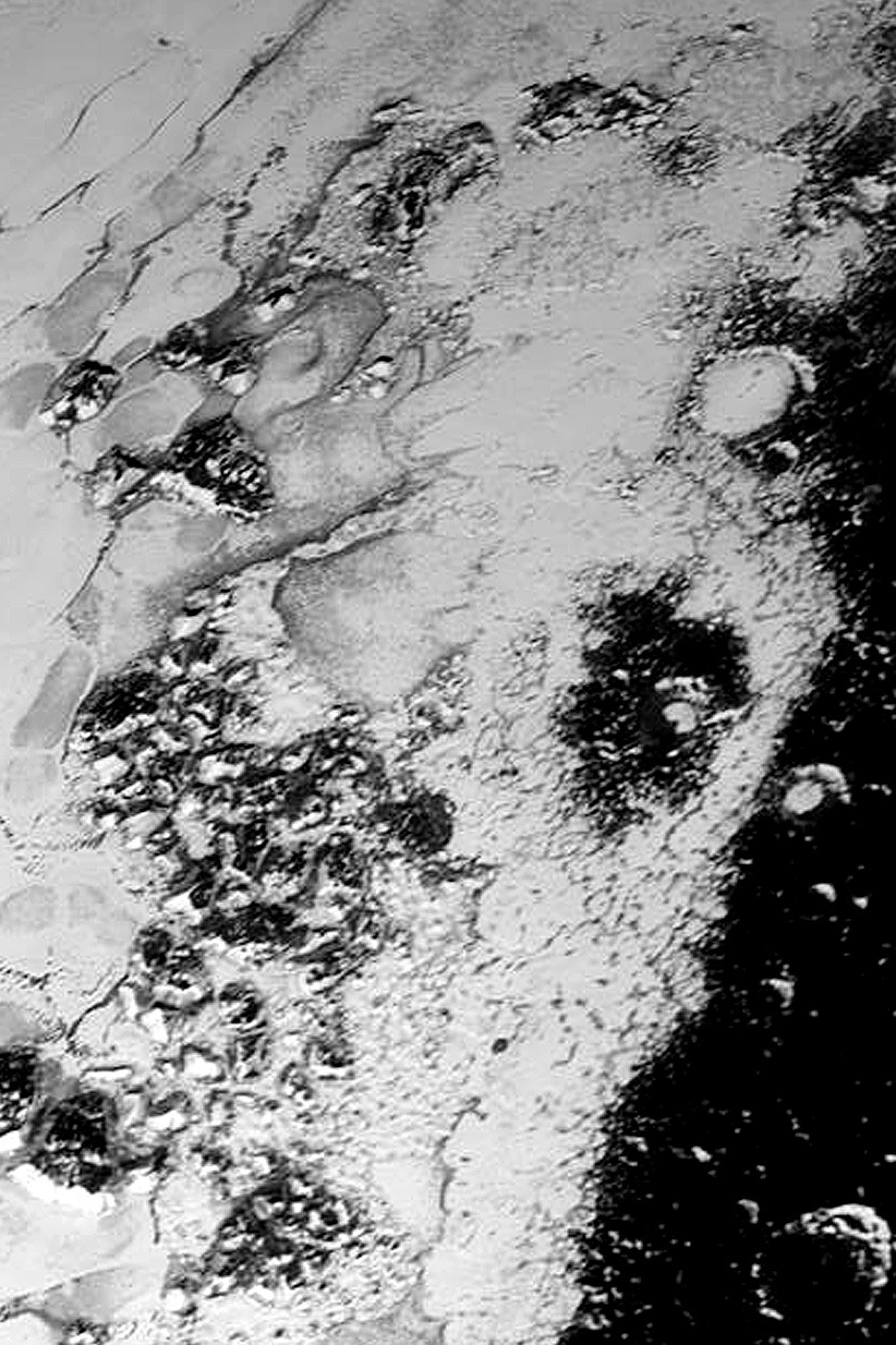 infinity-imagined:  New sights of Pluto 