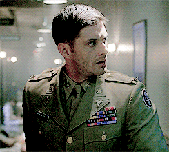 sunrisejared:  Military!Dean appreciation for dreamyjensen 