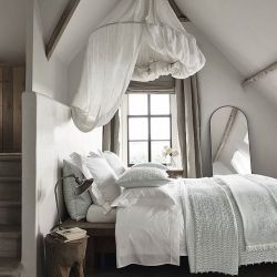 https://www.instagram.com/thewhitecompany/