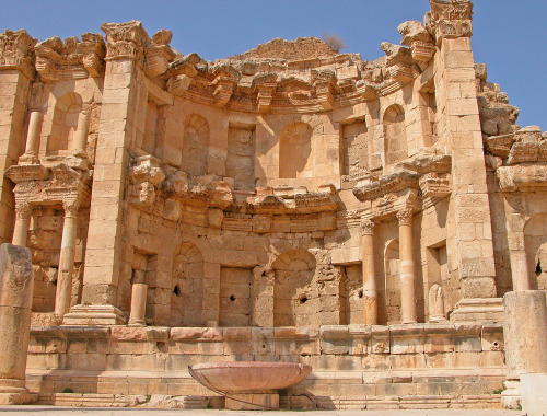 caesaringaul:Roman ruins at Jerash, Jordan (source)1 - The South theatre;2 + 3 - The Nymphaeum;4 - T