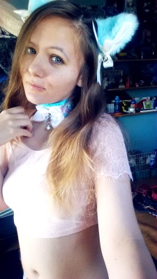 nymphomaniacalfeminist:  Finally got around to taking a decent picture of my @kittensplaypenshop collar, it’s so cute (: