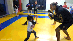 5 year old shows off her Muay Thai Combos.