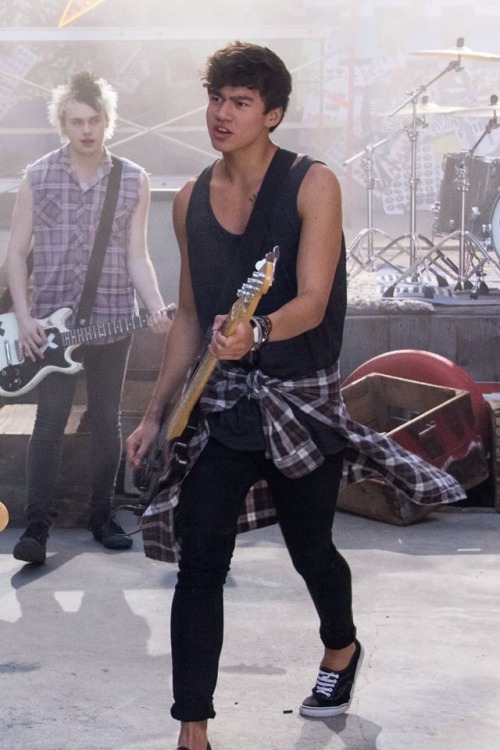 5secondsofsummer-fanpage:  I have a Calum fetish. 