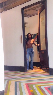 makemycamerasweat:  when you mistakenly open the wrong dressing room door. @blackporndaily @theblacksocial  Looks like the right door to me!