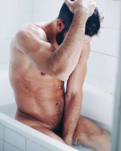 thefagmag:  THE LODGING HOUSEThere’s just the one shared bathroom..BECAUSE MEN so … HE/HIM2020