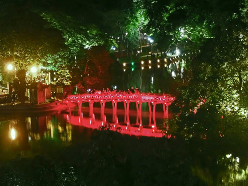  Hoàn Kiếm Lake - Hanoi, Vietnam 