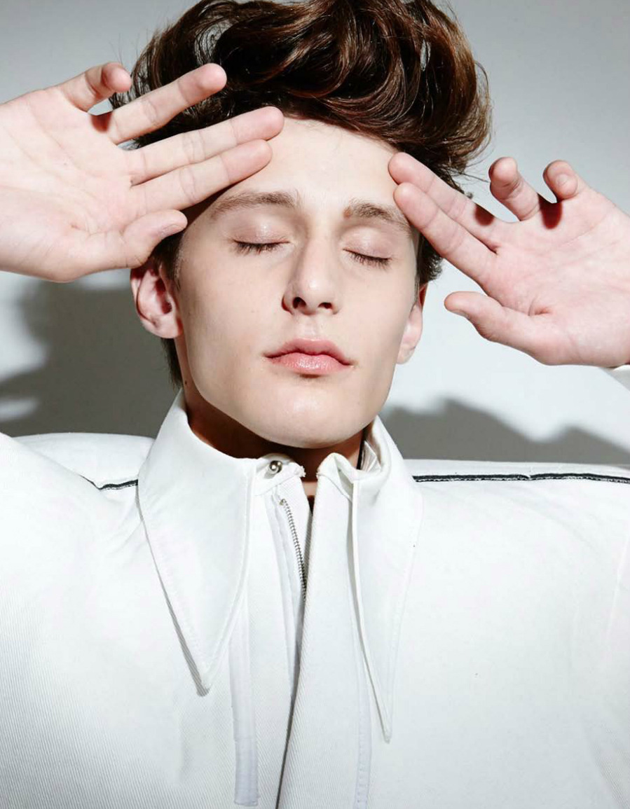 l-homme-que-je-suis:  Jeremy Matos in “Construction” Photographed by Jennifer