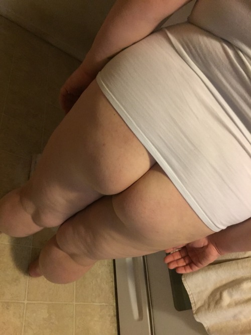 marriedsharing28:Some nice ass pics