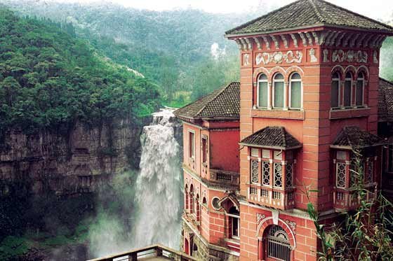 odditiesoflife:  Abandoned (Haunted) Hotel in Colombia The Hotel del Salto is located