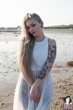 kellee-lee:  Vehera Suicide