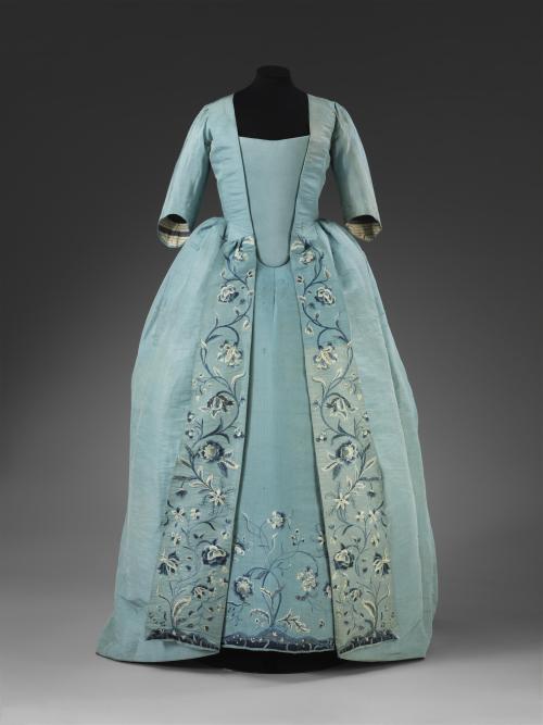 fripperiesandfobs:Robe à la française, 1750′s, altered 1780′sFrom the V&am