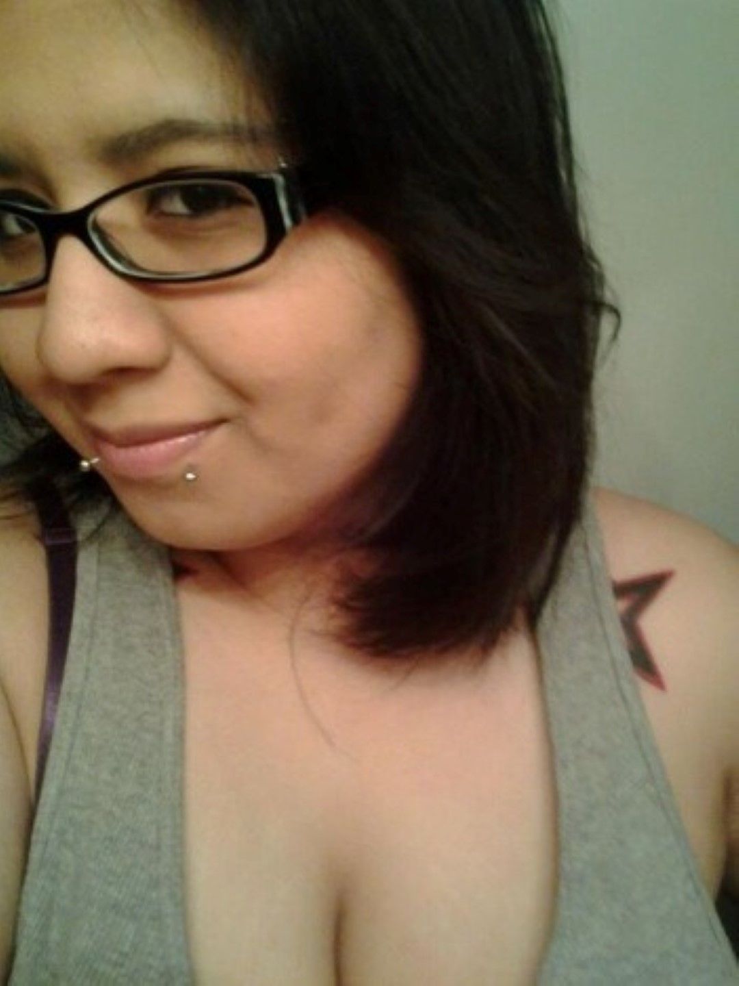 usmilitarysluts:  Army SPC Bustamante with big pierced tits lets them hang loose