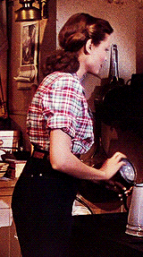  Gene Tierney outfits in “Leave her to Heaven” 