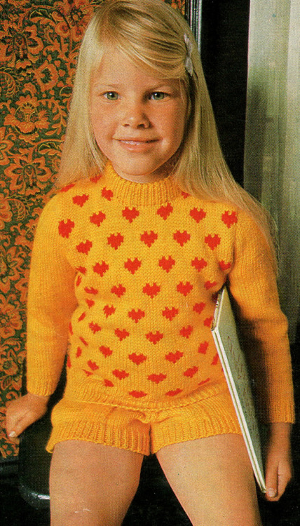 brooke-van:from Patons knitting book no.336 ‘Team-ups for young trendies’scanned by Brooke Van Der L