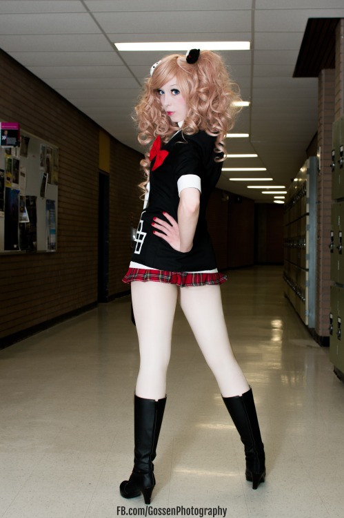 cosmiicprince:  “Let's give it everything we've got! IT'S... PUNISHMENT TIIIME!” Junko Enoshima | DanganRonpa: Trigger Happy HavocGot some photos of my Junko cosplay at Otafest 2015! Junko is always so much fun to wear, and I’m planning on doing