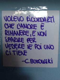 themisunderstood-x:  siamomiglioriamici:  persempreiniziadopolafine:  Magari lo capisse..  BAAAAAAAM.  Ah Bukowski 