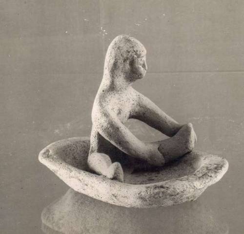 neshamama:figurine of a bathing woman, 8th-6th century bce, pottery, akhzib