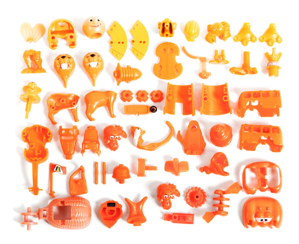 nevver:  Kinder Surprise collection sorted, Aline Houdé-Diebolt