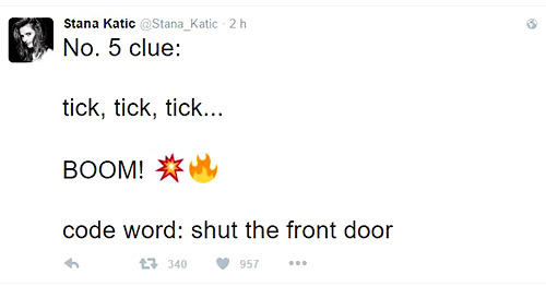 breathlifein:Stana Katic Castle based scavenger hunt in NY, Monday 09/26/2016