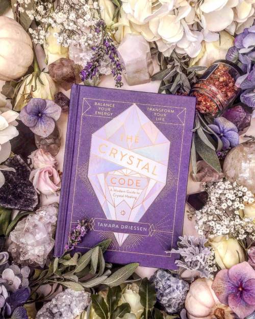 daffodilmornings: snootyfoxfashion: Witchcraft Books from GirlLoveLuna some good witchy reads -