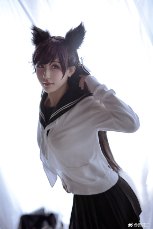 cosplay-zhifu:萧筱乐_ 10月2日 00:00 来自 iPhone客户端cos正片#碧蓝航线##学园幻想曲#  “指挥官，一起回家吧”爱宕：@萧筱乐_ PHX：@蓝染Aizen_ 妆后