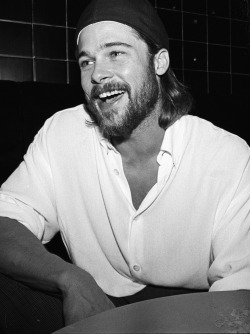 hotfamous-men:  Brad Pitt