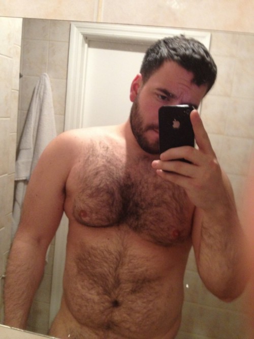 XXX hairydaddyplease photo