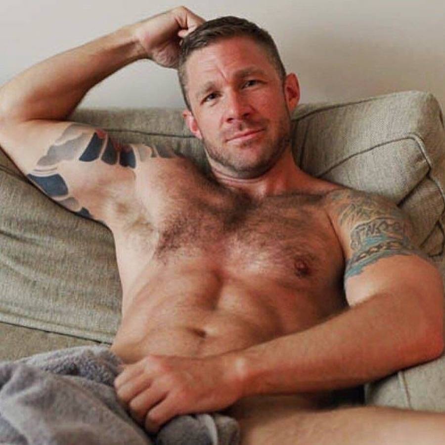 hairymacho:  www.hairymacho.tumblr.com