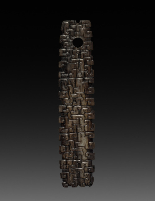 Jade Scepter with Interlocking Pattern, c. 600-400 BC, Cleveland Museum of Art: Chinese ArtSize: Ove