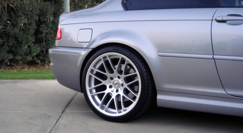 wetamup:  That E46 clean as fuck