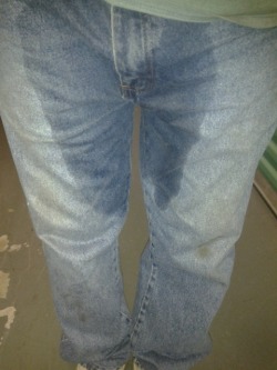 twolitemike:Busy day First I peed my pants