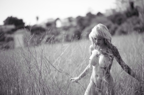 vampiirella:  Amazing pictures with @danigrphotography