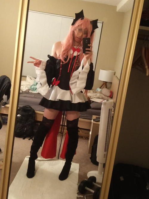 Krul Tepes Cosplay. Except I’m like twice her height