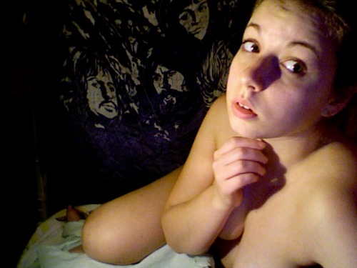 metamerismmuse:  Button nose, button eyes.