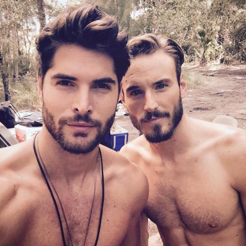 theilluminatedking:Nick Bateman & friends