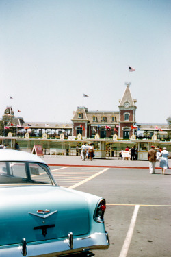 yourland:  Disneyland parking lot, 1956