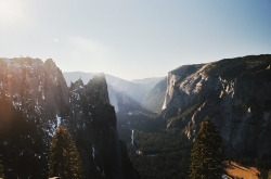 danielodowd:  from valley to peak: yosemite, part five by manyfires on Flickr. 