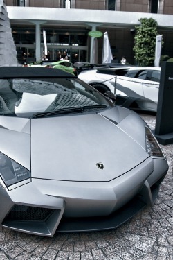 drugera:  Reventon Roadster     