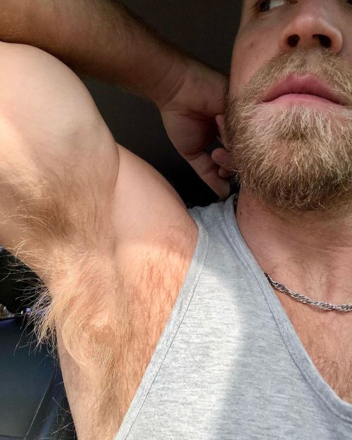 men's armpits