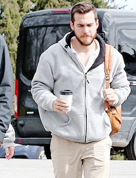 chriswoods:Chris Wood headed to the set of Supergirl on April 17, 2018