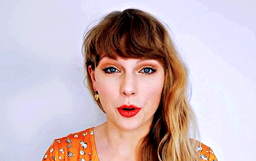 wishfulthinkinglove: “Good Morning America, it’s Taylor…and I’m so ecstatic