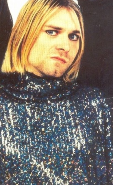 fanofnightz:Kurt Cobain - giving zero fucks about gender norms
