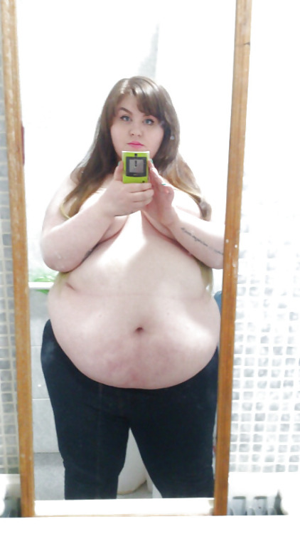 veryfatssbbw: Wanna fuck a horny BBW? - CLICK HERE!