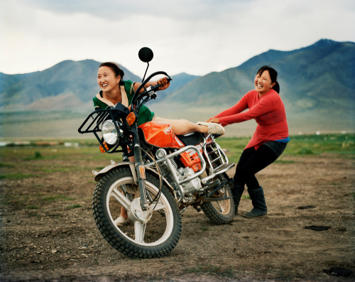 archatlas: Intimate Portrait of MongoliaIn the words of the artist Frédèric Lagra