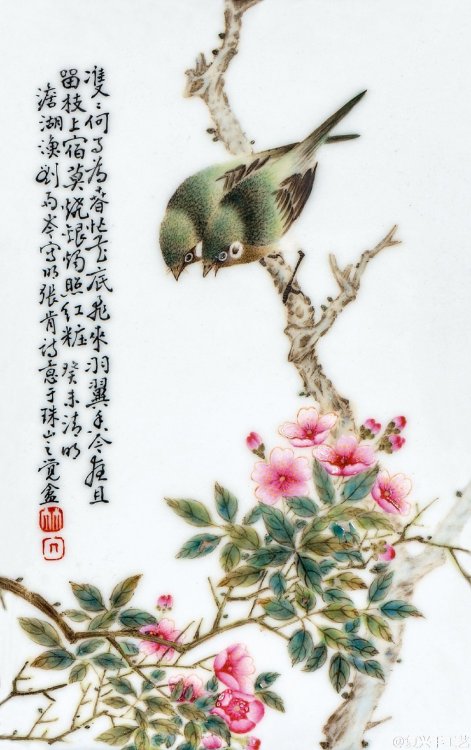 粉彩Fencai, the colorful paintings on jing-tai-lan景泰蓝 porcelains.  复兴手工艺